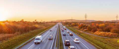 coronavirus en automobilist