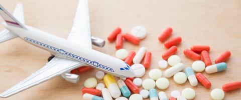 Peut-on voyager avec des problèmes de santé?