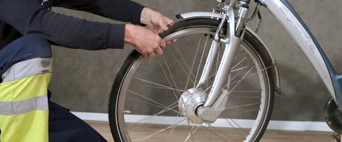 Een fietsband herstellen, in 6 stappen en een video!