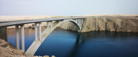 Croatie, pont de Pag