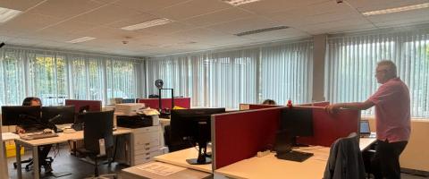 Het THD-team, in het technisch centrum van Vorst (Brussel)