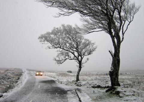 Protéger sa voiture l'hiver: conseil de votre carrossier à Somzée