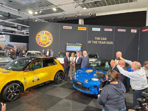 Renault 5 / Alpine A290 op het Autosalon