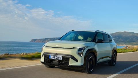 Kia EV3 Long Range sur la route