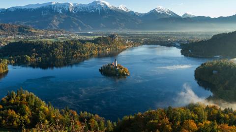 Slovenië, eiland in het Meer van Bled