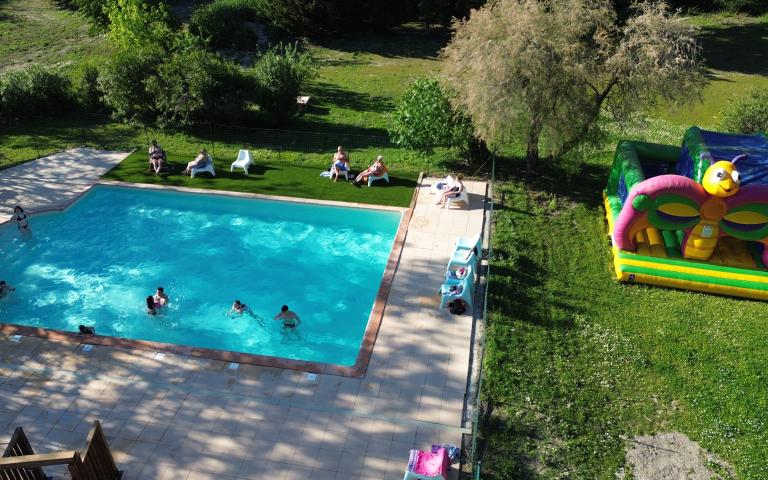 Camping les Micocouliers